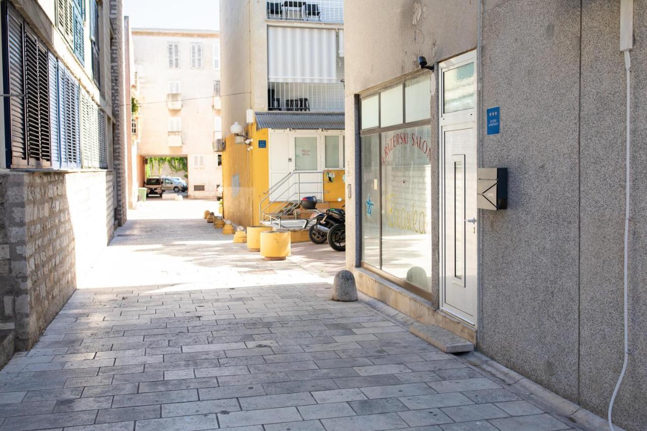 Ferienwohnung Susur - By Hoxilis Zadar Exterior foto